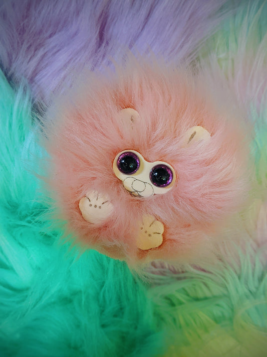 "Pygmy Puff" Pin